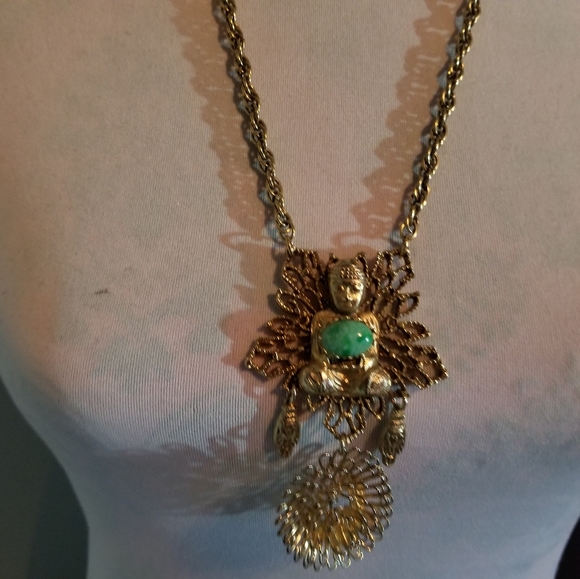 Relisted -Vintage buddha necklace green gold tone flower boho filigree bohemian - Picture 7 of 15